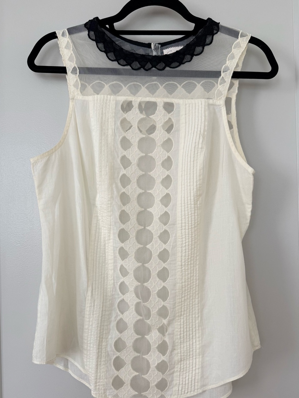 Cream Lace-Front Sleeveless Blouse with Black Illusion Collar
